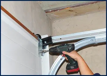 Garage Door Shop Repairs Denver, CO 303-578-5636 - cont-door-installation-t-16-09m